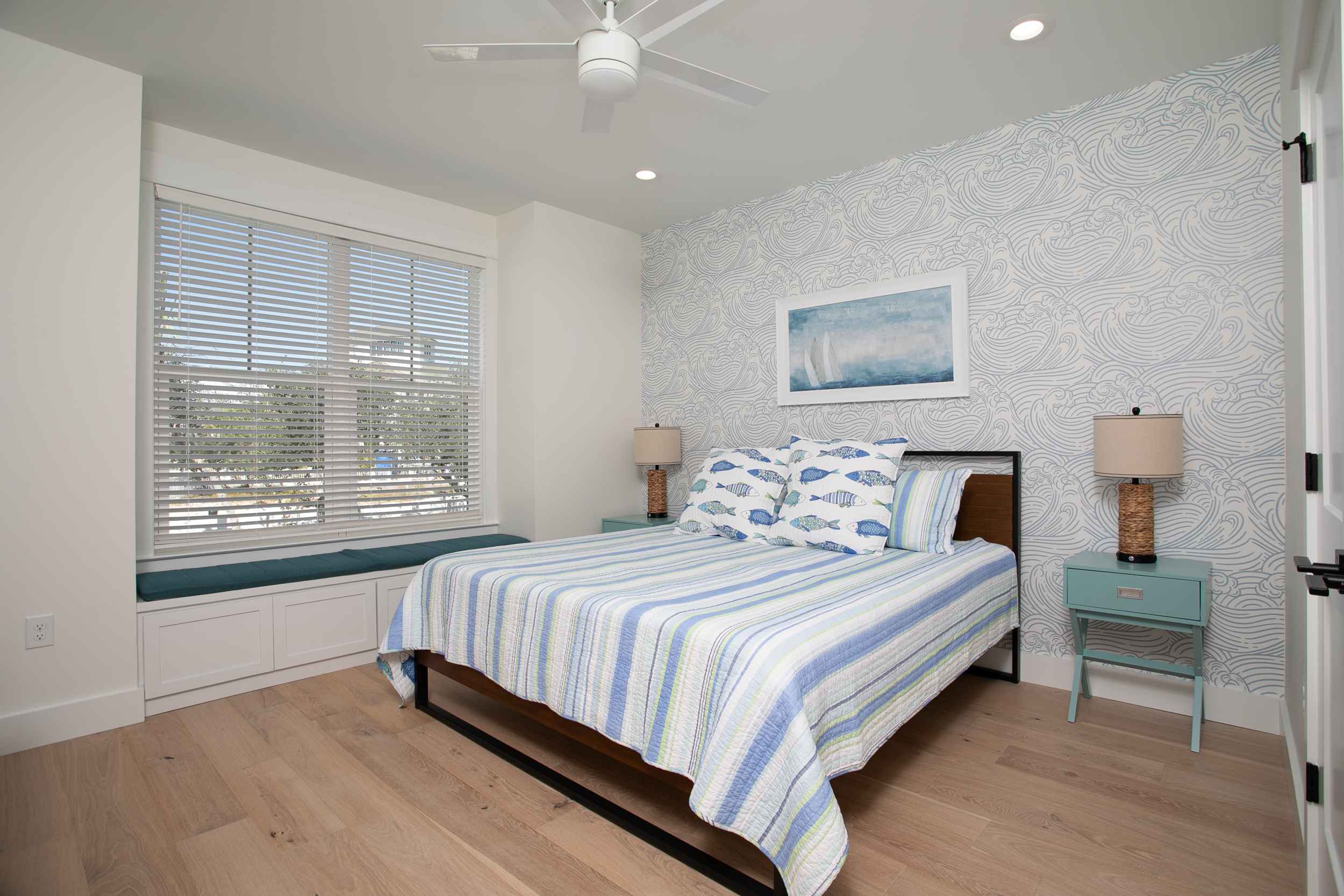 Bedroom 1: King Bed